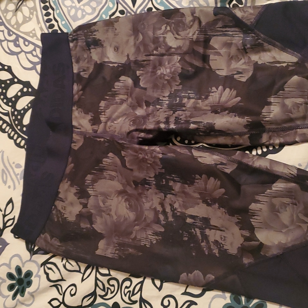 Adidas leggings